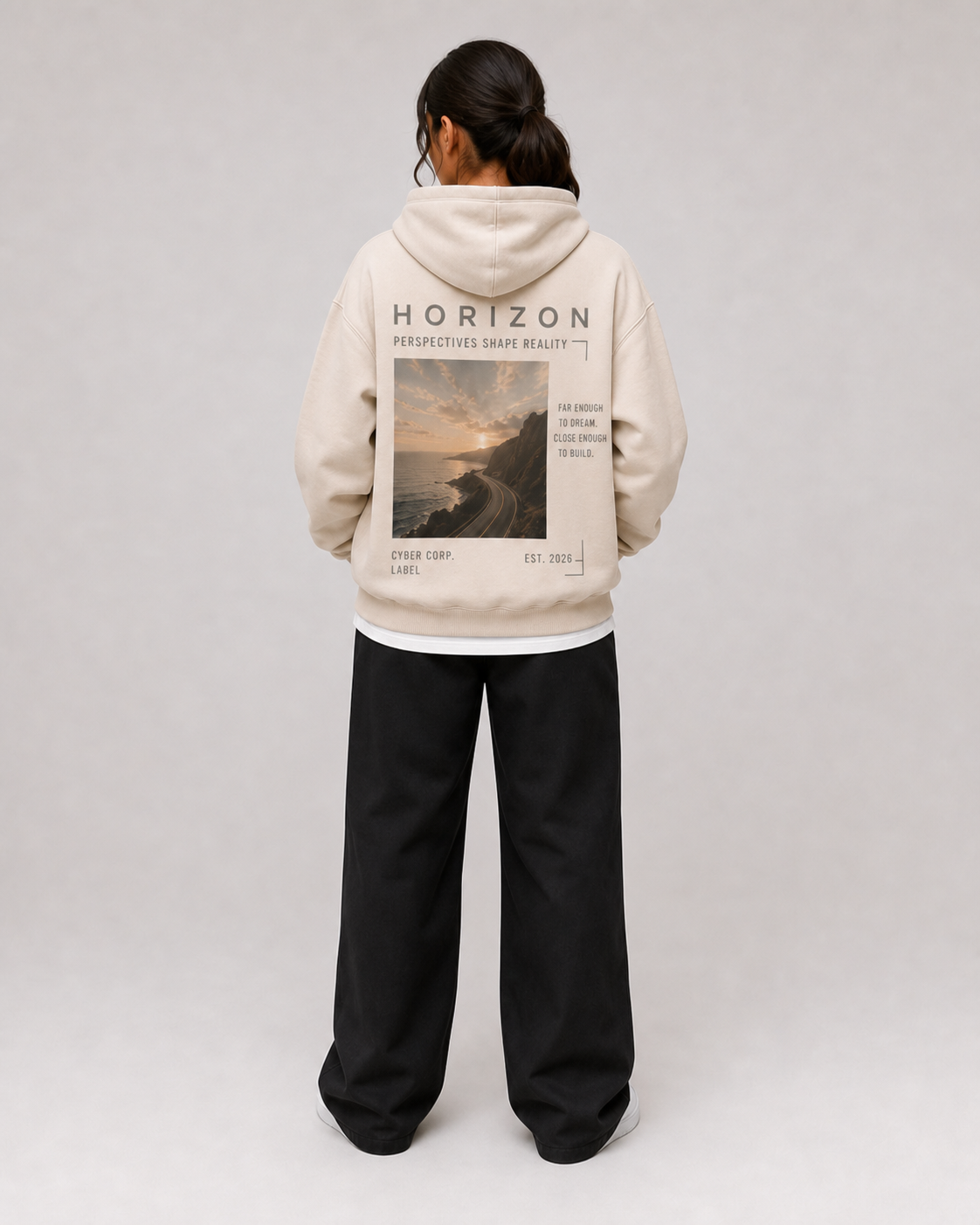 Silent Horizon Sweat Raw Natural