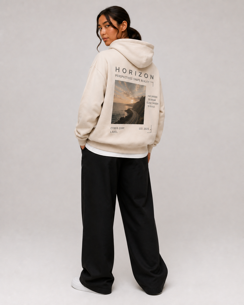 Silent Horizon Sweat Raw Natural