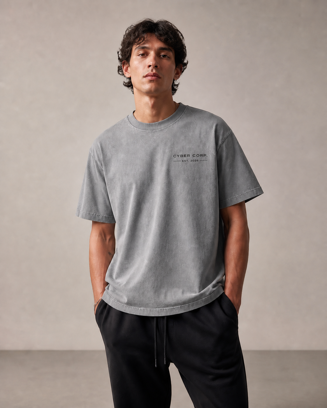 Essential Basic Tee Gris — t-shirt oversize gris Cyber Corp. Label